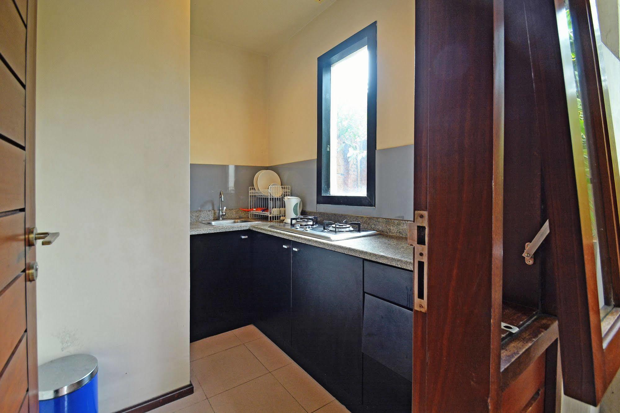 Taman Ayu Town House Aparthotel Legian  Ngoại thất bức ảnh