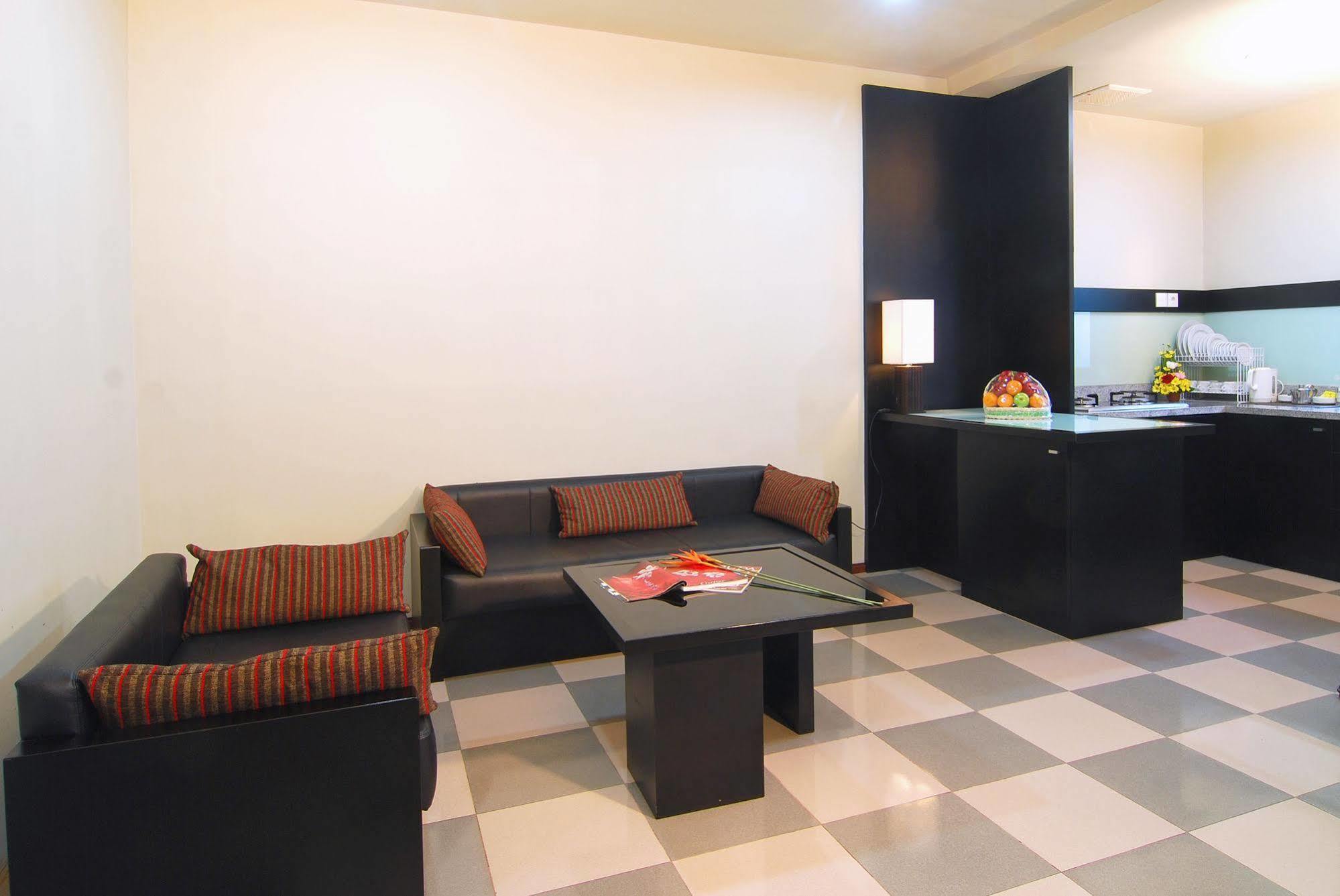 Taman Ayu Town House Aparthotel Legian  Ngoại thất bức ảnh