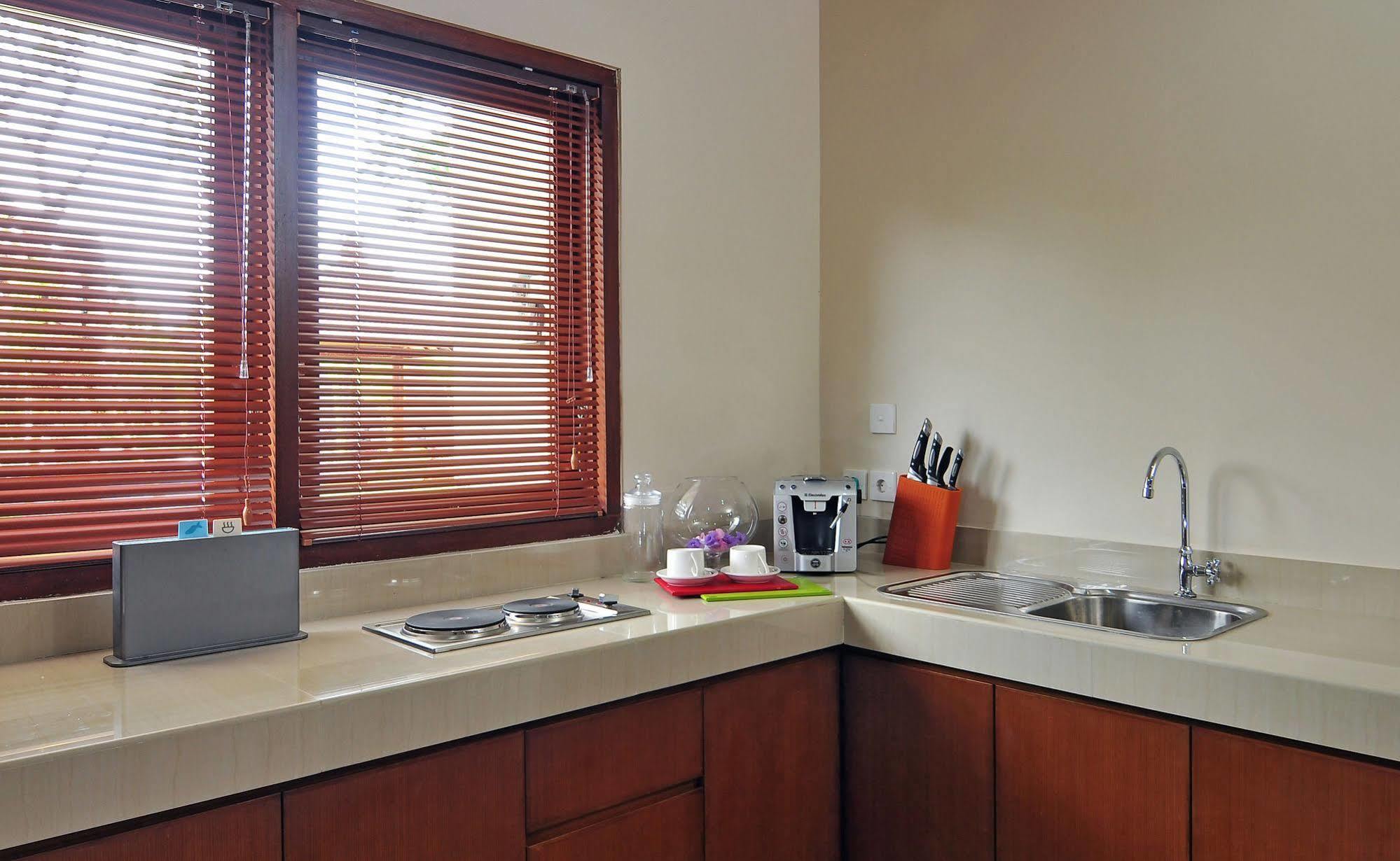 Taman Ayu Town House Aparthotel Legian  Ngoại thất bức ảnh